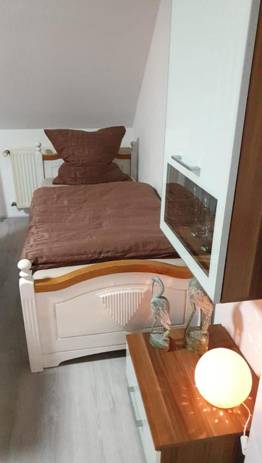 Ferienwohnung 24 Oben Rechts 4 Zimmer Lathen Exterior foto